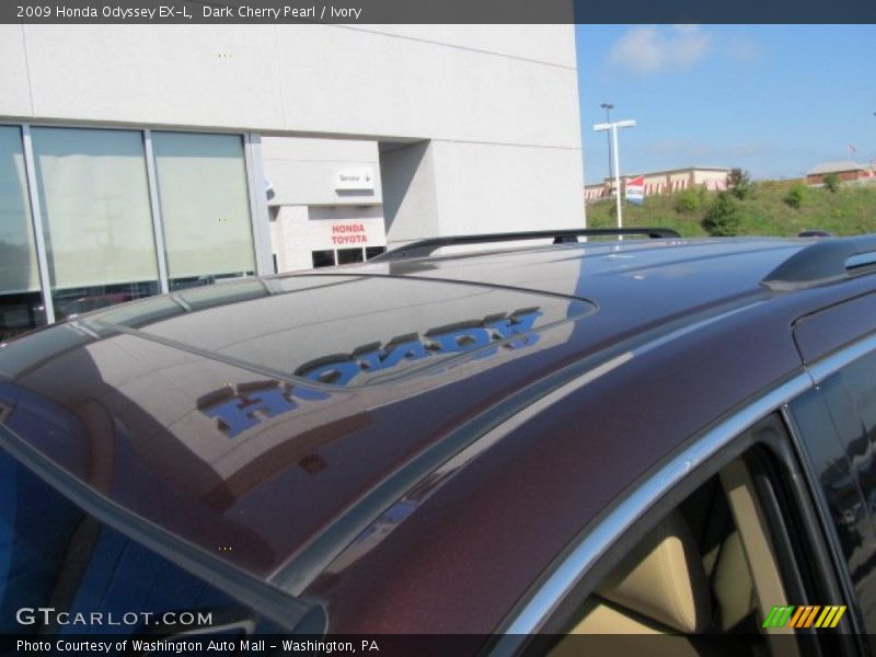 Dark Cherry Pearl / Ivory 2009 Honda Odyssey EX-L