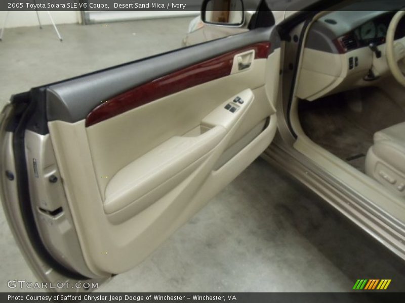 Desert Sand Mica / Ivory 2005 Toyota Solara SLE V6 Coupe