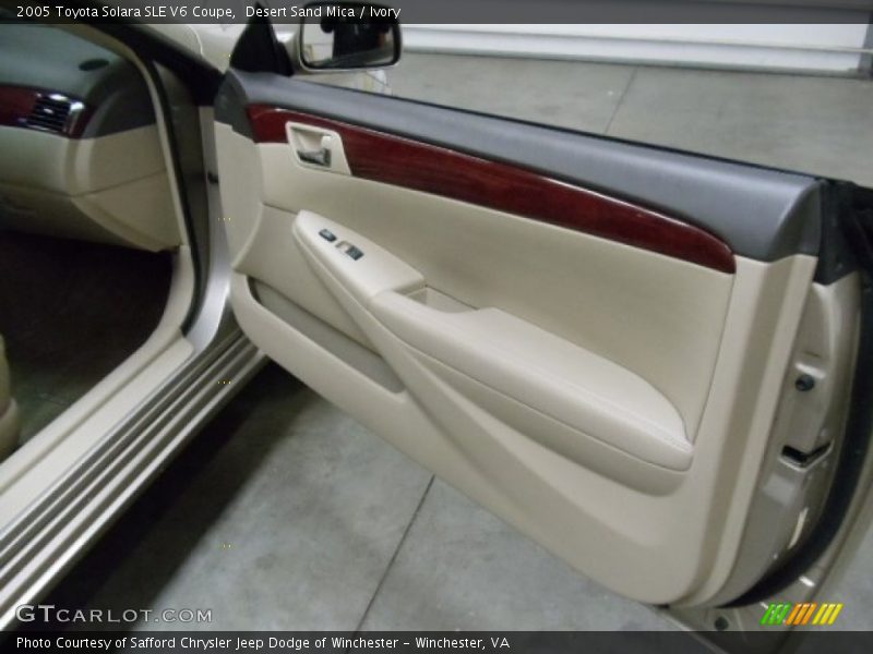 Desert Sand Mica / Ivory 2005 Toyota Solara SLE V6 Coupe