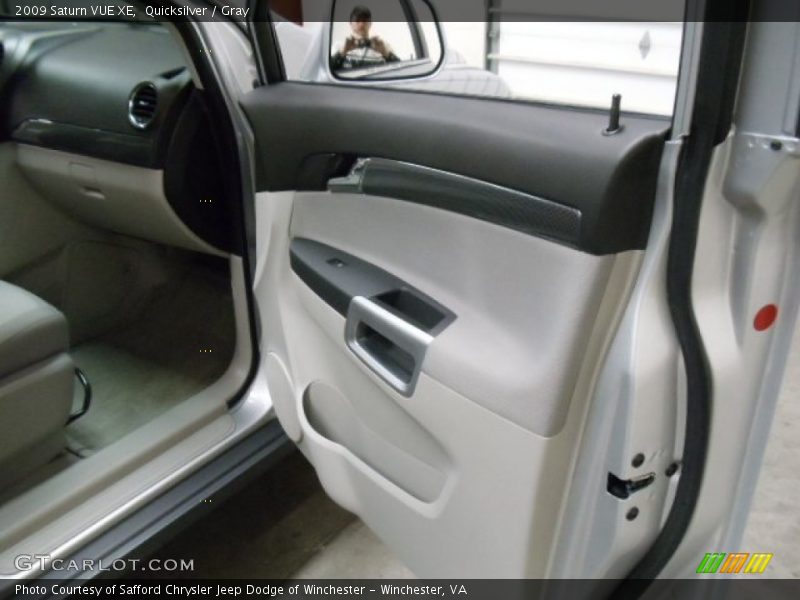 Quicksilver / Gray 2009 Saturn VUE XE