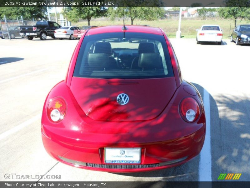 Salsa Red / Black 2009 Volkswagen New Beetle 2.5 Coupe