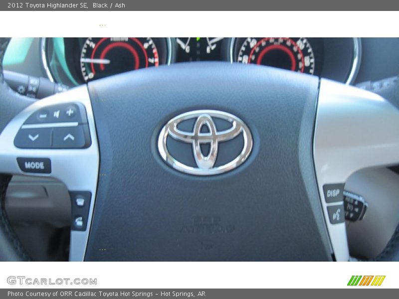 Black / Ash 2012 Toyota Highlander SE