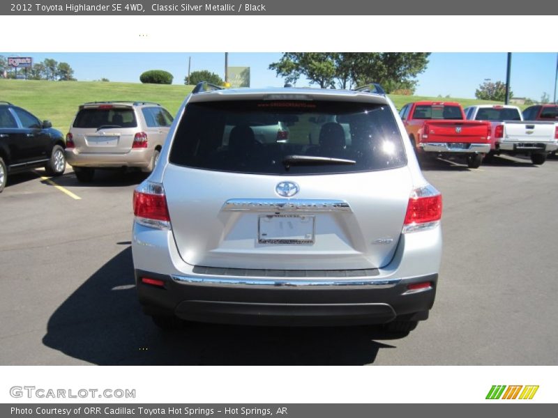 Classic Silver Metallic / Black 2012 Toyota Highlander SE 4WD