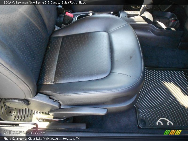 Salsa Red / Black 2009 Volkswagen New Beetle 2.5 Coupe