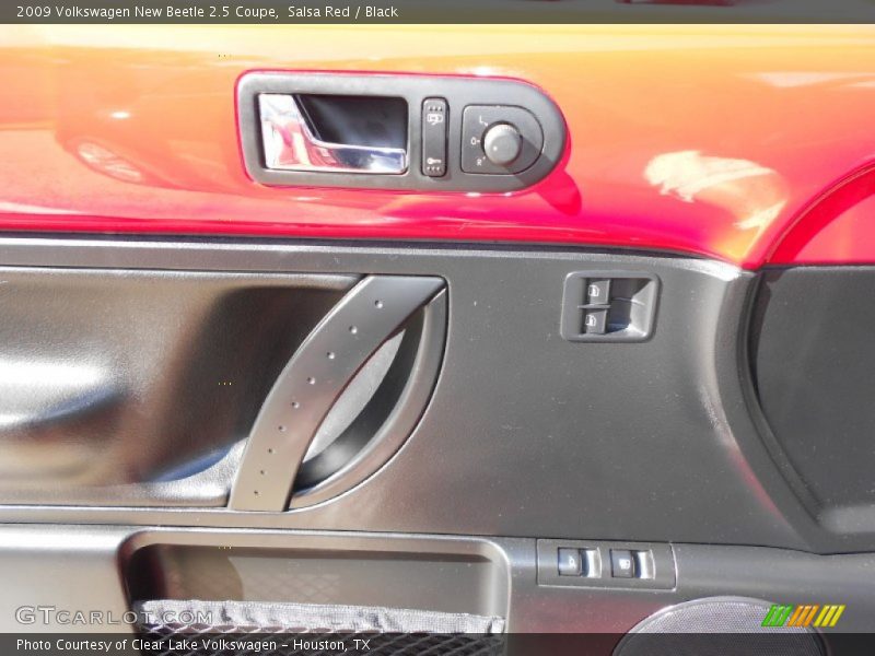 Salsa Red / Black 2009 Volkswagen New Beetle 2.5 Coupe