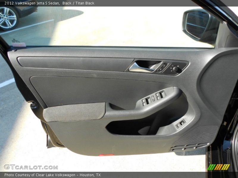Door Panel of 2012 Jetta S Sedan