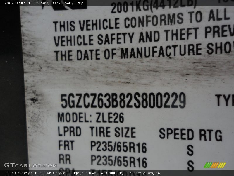 Black Silver / Gray 2002 Saturn VUE V6 AWD