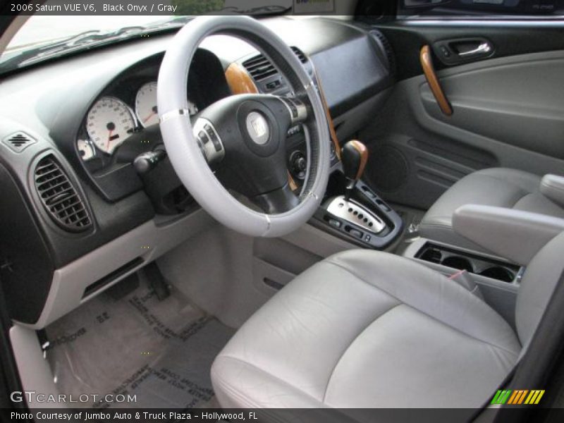 Black Onyx / Gray 2006 Saturn VUE V6