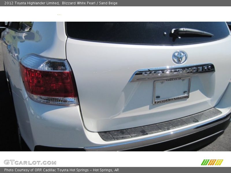 Blizzard White Pearl / Sand Beige 2012 Toyota Highlander Limited