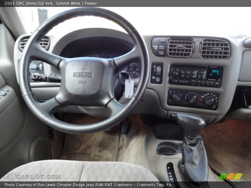 Dashboard of 2001 Jimmy SLE 4x4