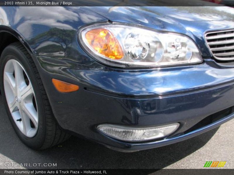 Midnight Blue / Beige 2003 Infiniti I 35