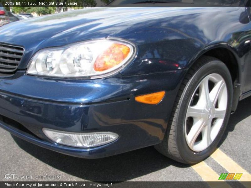 Midnight Blue / Beige 2003 Infiniti I 35