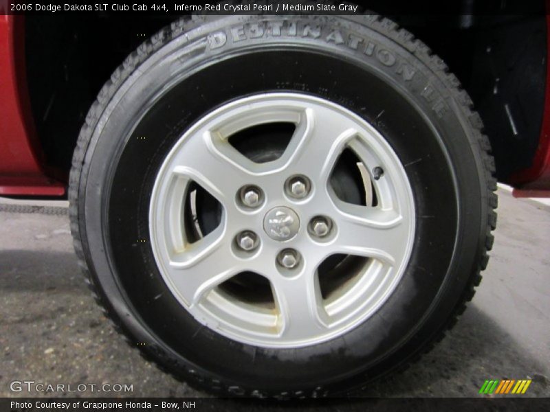 Inferno Red Crystal Pearl / Medium Slate Gray 2006 Dodge Dakota SLT Club Cab 4x4