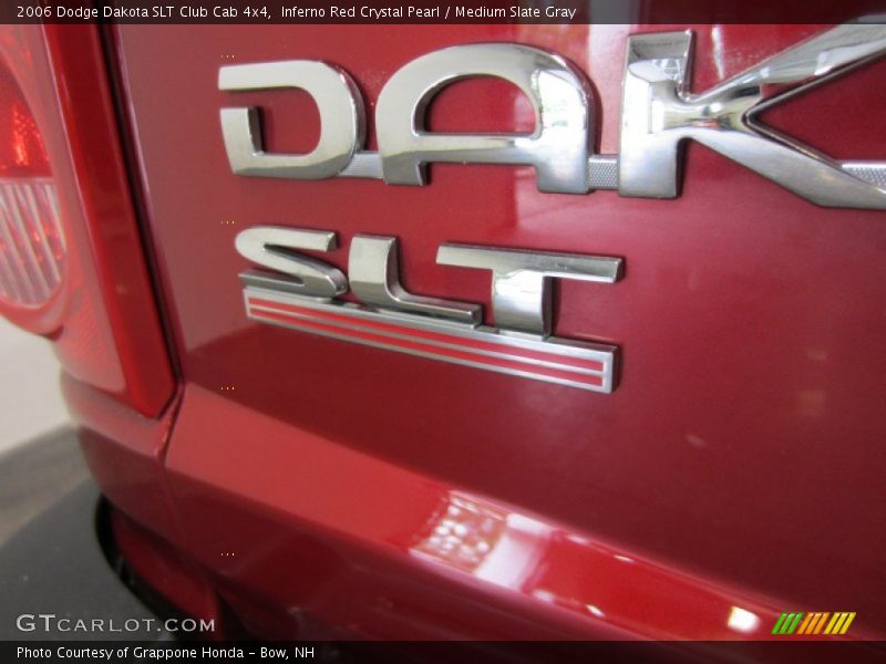 2006 Dakota SLT Club Cab 4x4 Logo