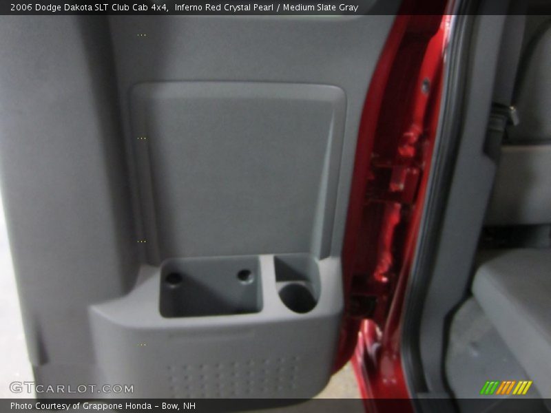 Inferno Red Crystal Pearl / Medium Slate Gray 2006 Dodge Dakota SLT Club Cab 4x4