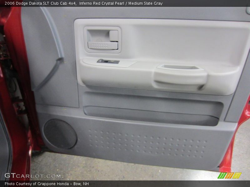 Inferno Red Crystal Pearl / Medium Slate Gray 2006 Dodge Dakota SLT Club Cab 4x4