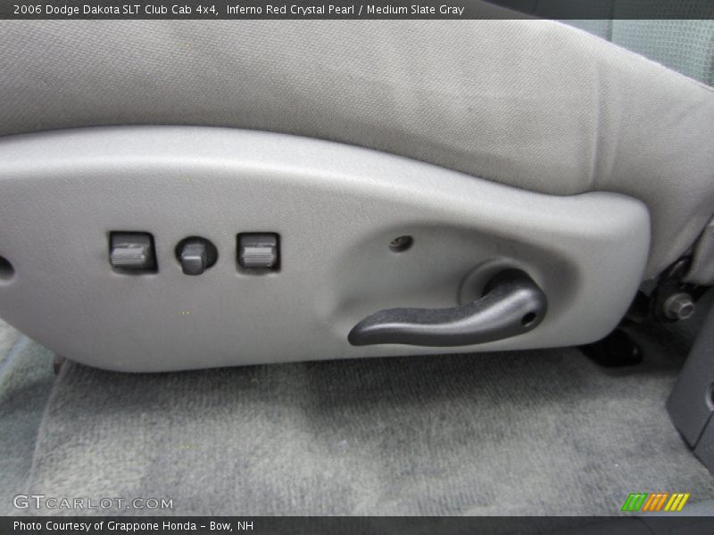 Controls of 2006 Dakota SLT Club Cab 4x4