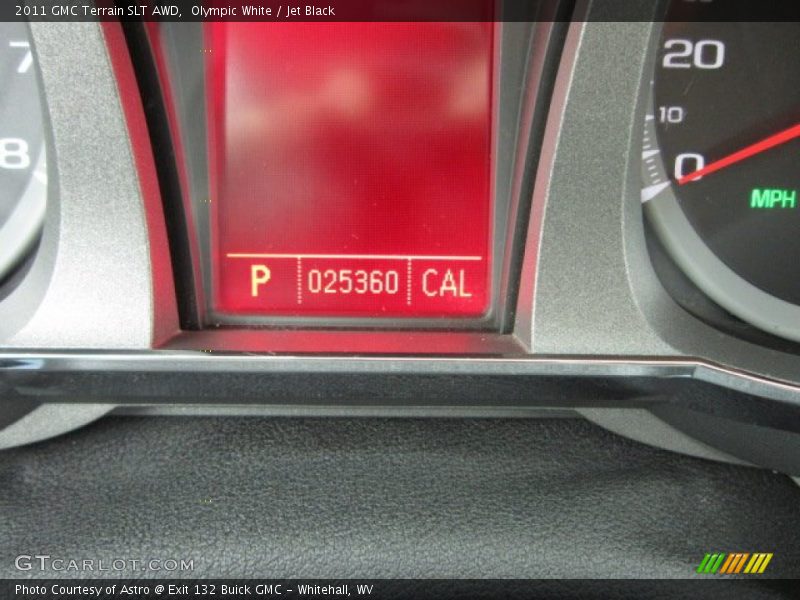 Olympic White / Jet Black 2011 GMC Terrain SLT AWD