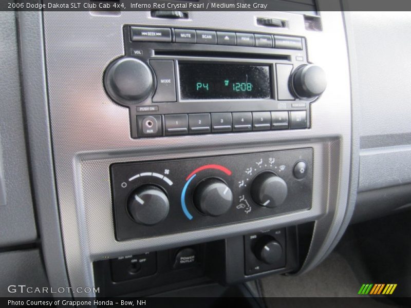 Audio System of 2006 Dakota SLT Club Cab 4x4