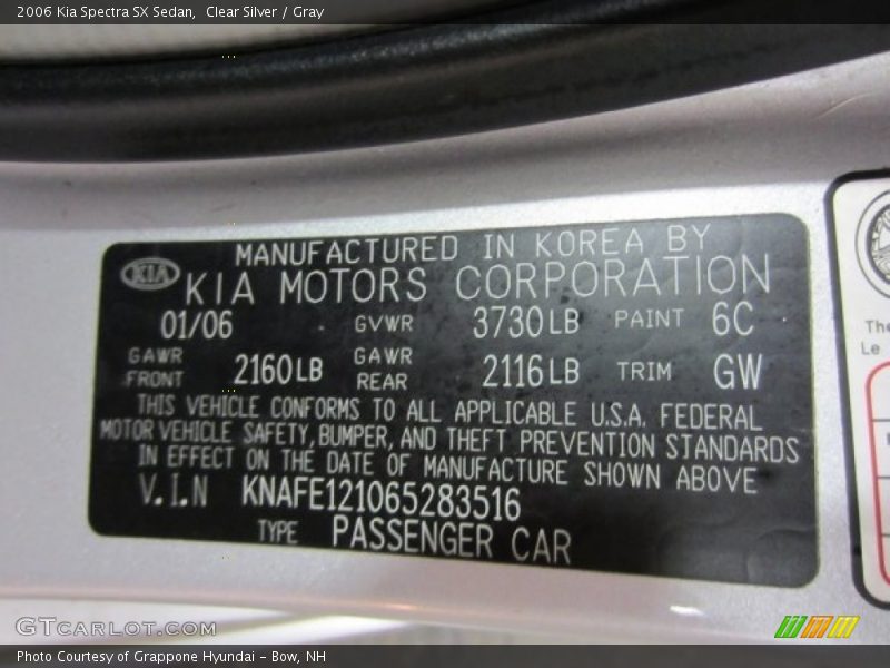 Clear Silver / Gray 2006 Kia Spectra SX Sedan