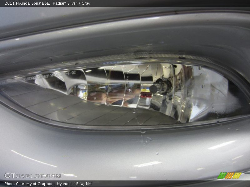 Radiant Silver / Gray 2011 Hyundai Sonata SE