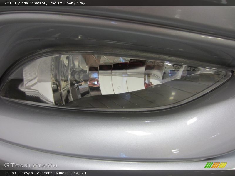 Radiant Silver / Gray 2011 Hyundai Sonata SE