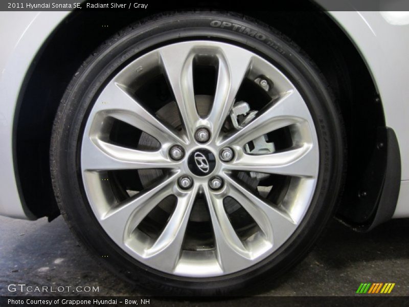 Radiant Silver / Gray 2011 Hyundai Sonata SE