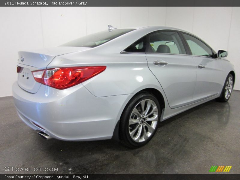 Radiant Silver / Gray 2011 Hyundai Sonata SE