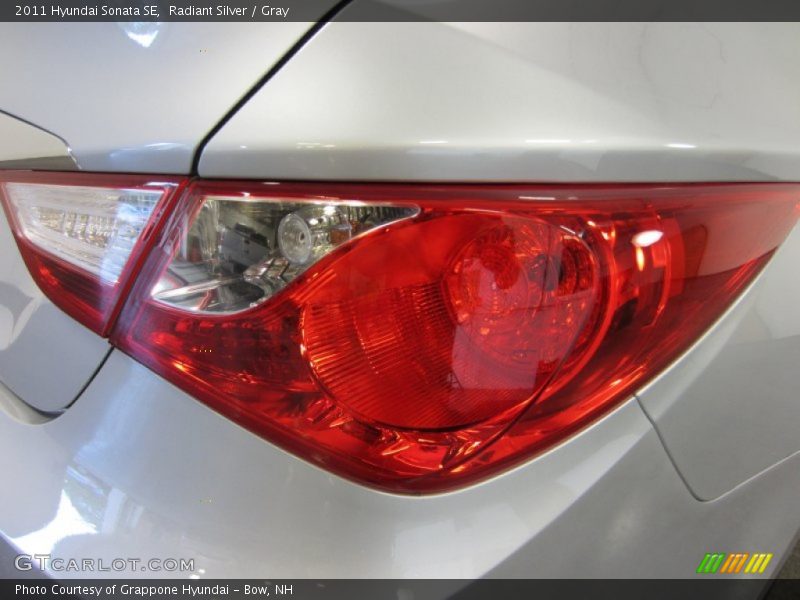Radiant Silver / Gray 2011 Hyundai Sonata SE