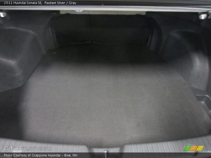 Radiant Silver / Gray 2011 Hyundai Sonata SE