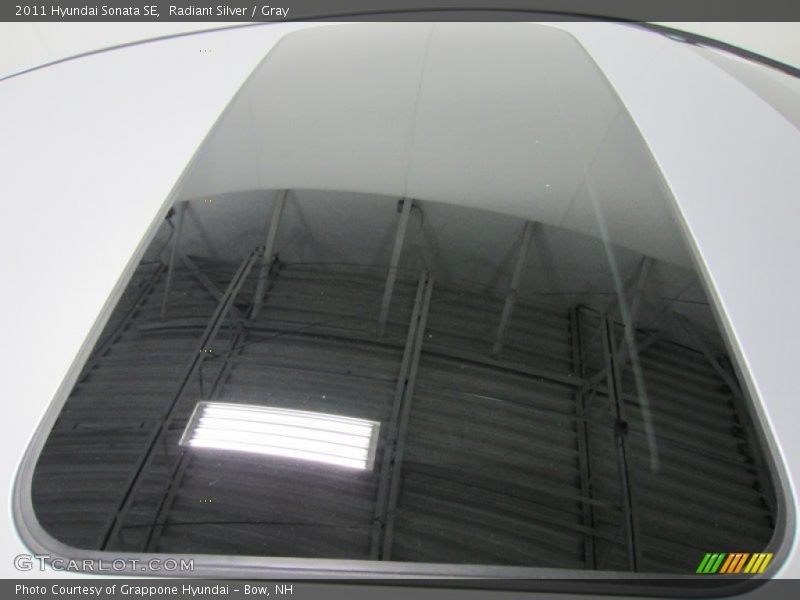 Radiant Silver / Gray 2011 Hyundai Sonata SE