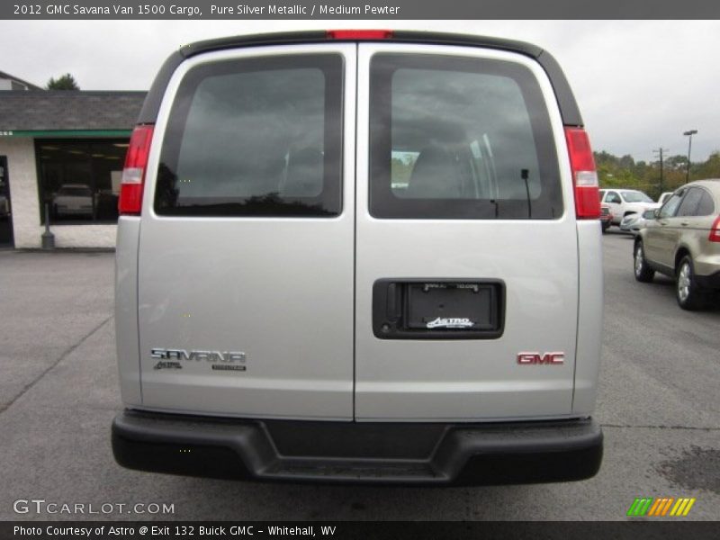 Pure Silver Metallic / Medium Pewter 2012 GMC Savana Van 1500 Cargo