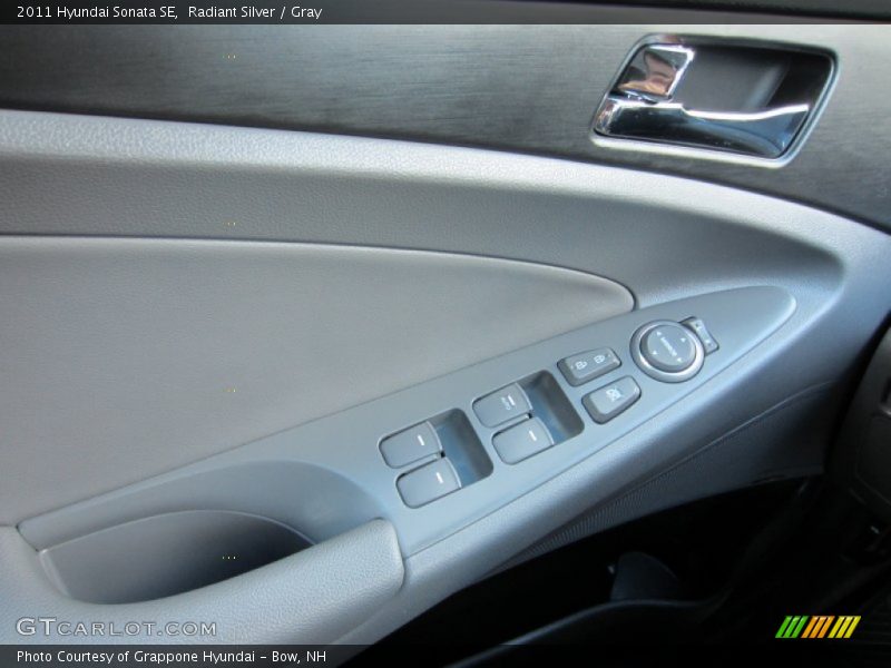 Radiant Silver / Gray 2011 Hyundai Sonata SE