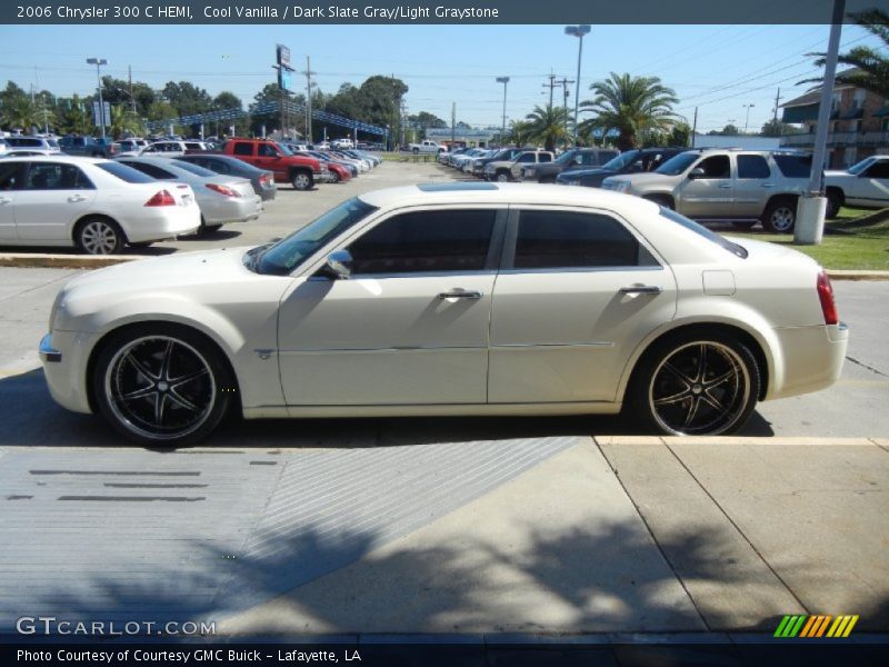 Cool Vanilla / Dark Slate Gray/Light Graystone 2006 Chrysler 300 C HEMI