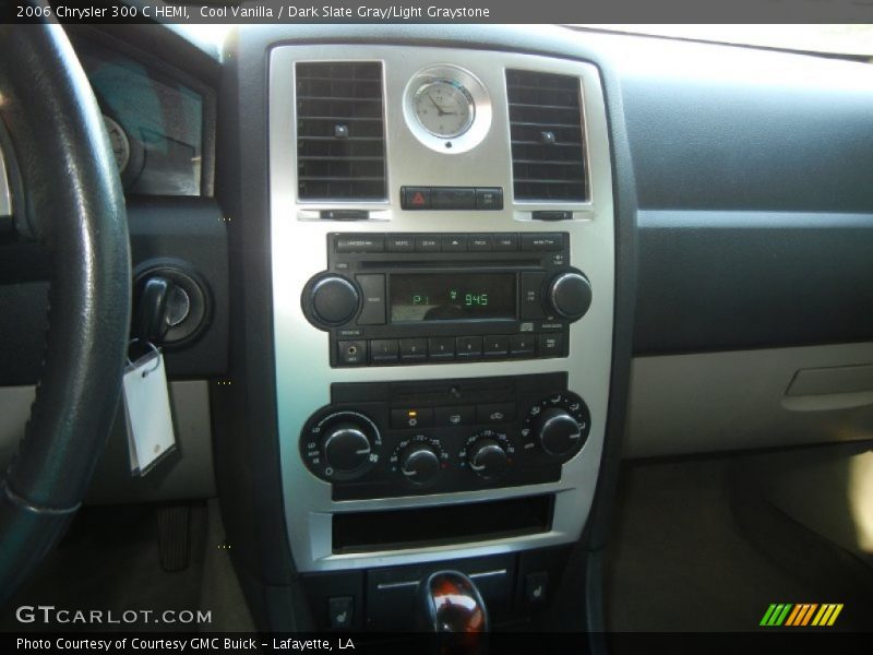 Cool Vanilla / Dark Slate Gray/Light Graystone 2006 Chrysler 300 C HEMI