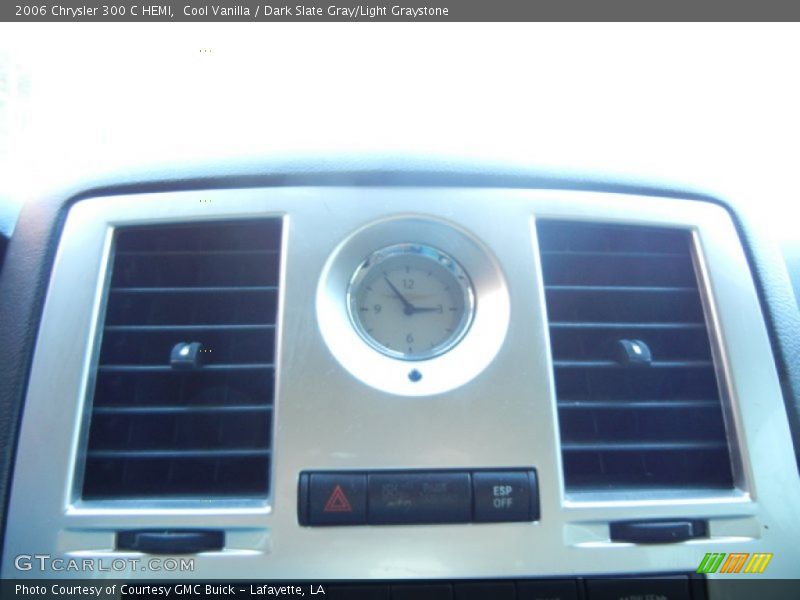 Cool Vanilla / Dark Slate Gray/Light Graystone 2006 Chrysler 300 C HEMI