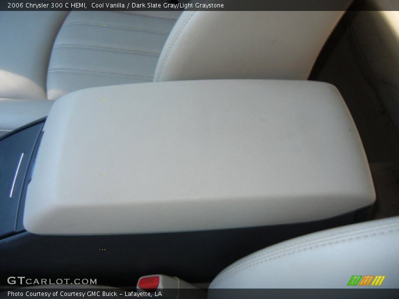 Cool Vanilla / Dark Slate Gray/Light Graystone 2006 Chrysler 300 C HEMI