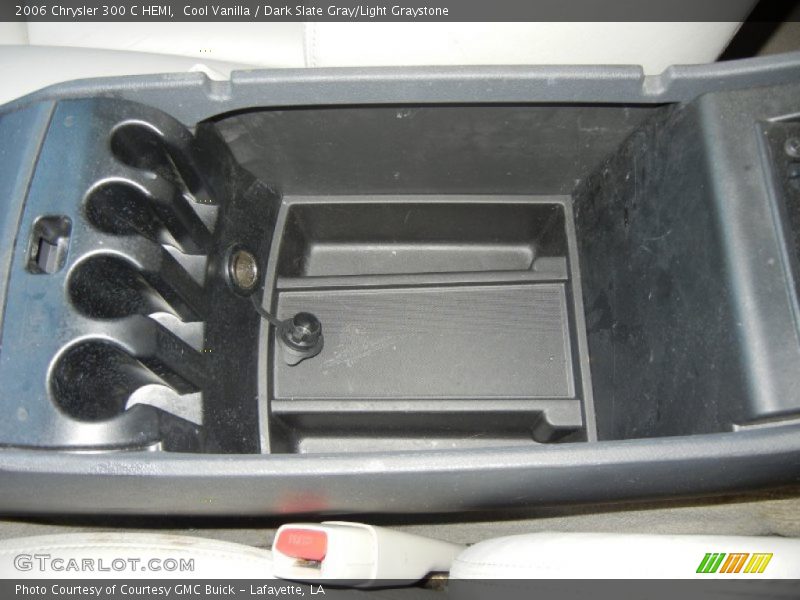 Cool Vanilla / Dark Slate Gray/Light Graystone 2006 Chrysler 300 C HEMI