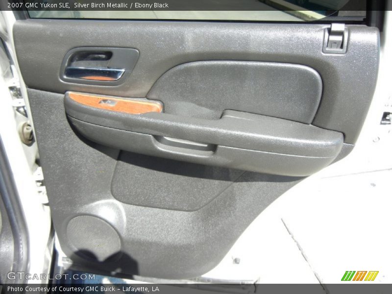 Silver Birch Metallic / Ebony Black 2007 GMC Yukon SLE