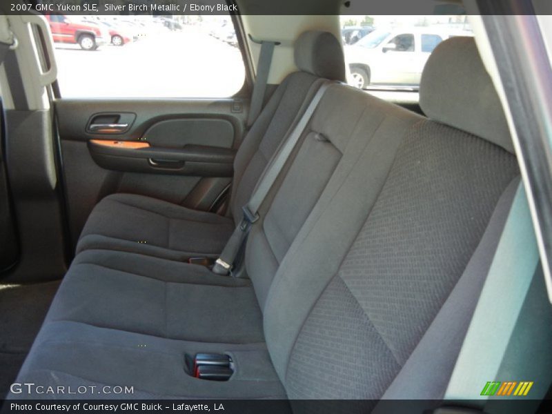 Silver Birch Metallic / Ebony Black 2007 GMC Yukon SLE