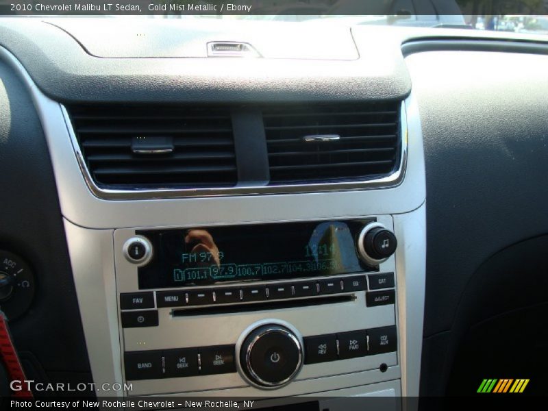 Gold Mist Metallic / Ebony 2010 Chevrolet Malibu LT Sedan