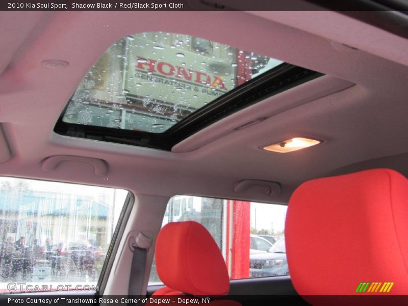 Shadow Black / Red/Black Sport Cloth 2010 Kia Soul Sport