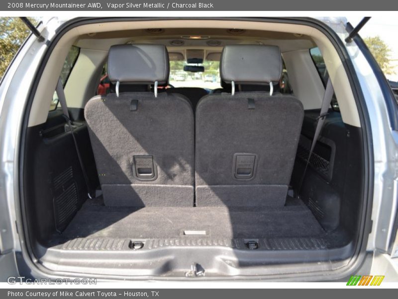 Vapor Silver Metallic / Charcoal Black 2008 Mercury Mountaineer AWD