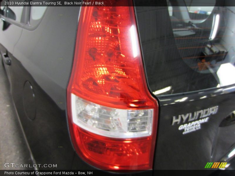 Black Noir Pearl / Black 2010 Hyundai Elantra Touring SE