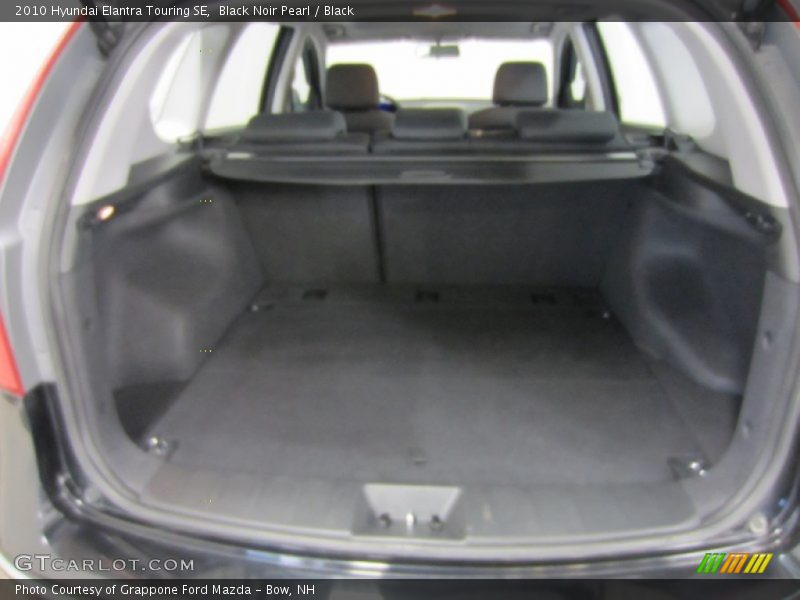 Black Noir Pearl / Black 2010 Hyundai Elantra Touring SE