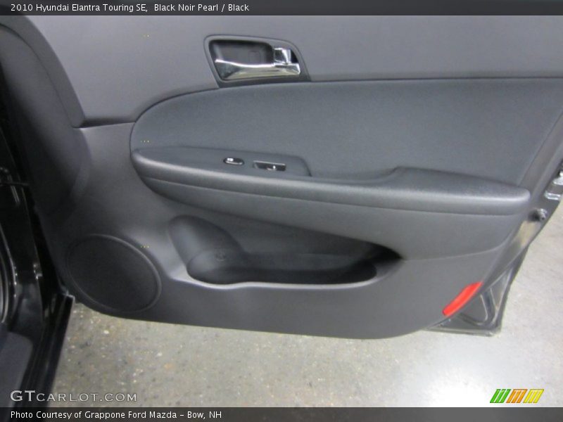 Black Noir Pearl / Black 2010 Hyundai Elantra Touring SE