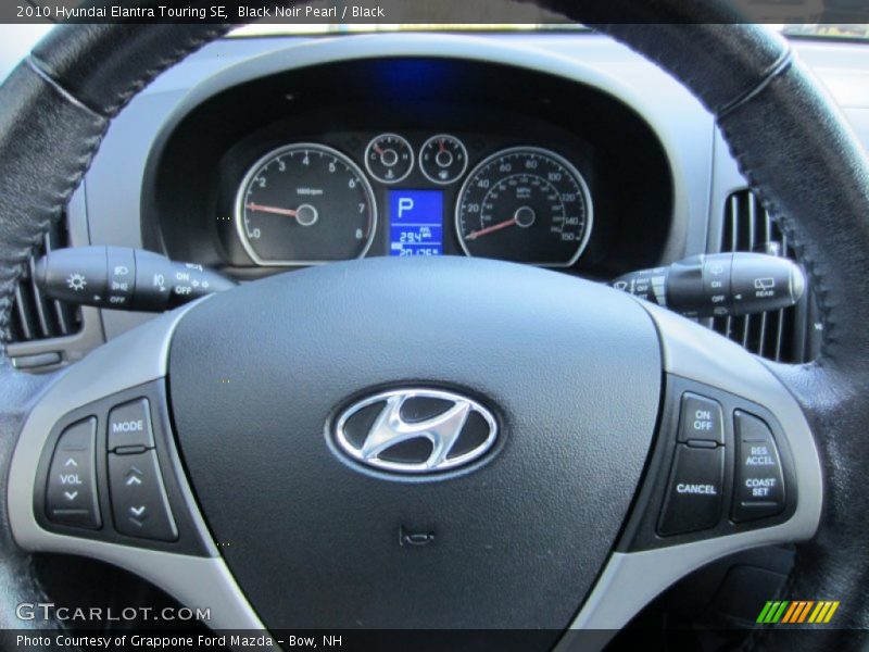 Black Noir Pearl / Black 2010 Hyundai Elantra Touring SE