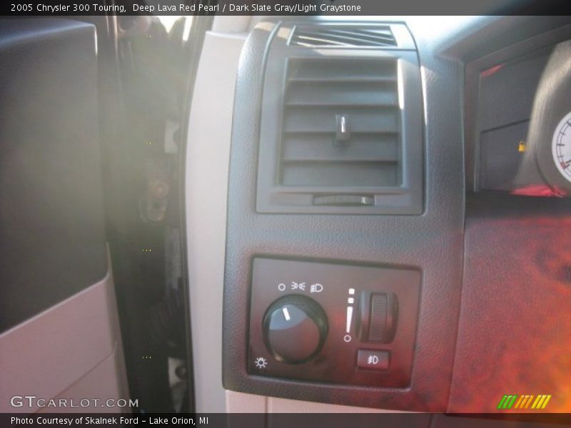 Deep Lava Red Pearl / Dark Slate Gray/Light Graystone 2005 Chrysler 300 Touring