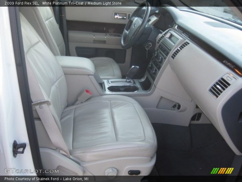 White Platinum Tri-Coat / Medium Light Stone 2009 Ford Flex SEL