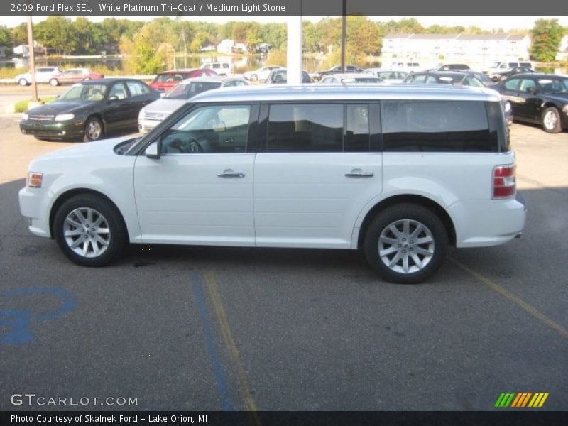 White Platinum Tri-Coat / Medium Light Stone 2009 Ford Flex SEL